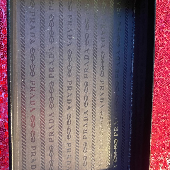 Authentic Prada Vitello Calf Skin Leather Continental Bow Wallet - Picture 11 of 15